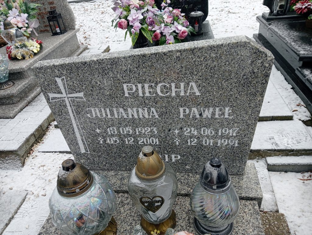 Grób Paweł Piecha